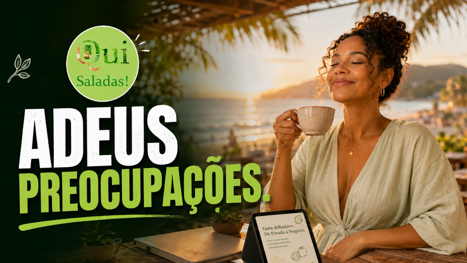 Mulher tranquila tomando café